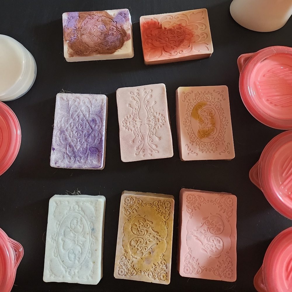 Goats milk bars of soap